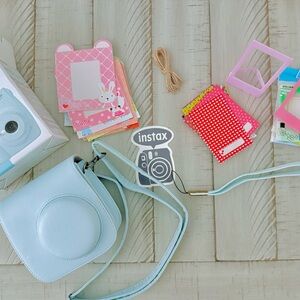 Fujifilm Instax Mini 9 Ice Blue Instant Camera